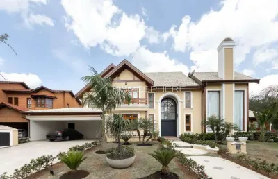 Casa de condomínio com 470 m², 4 quartos sendo 2 suítes à venda no bairro aldeia da serra.