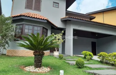 Casa de condomínio com 300 m², 3 quartos sendo 1 suíte à venda no bairro aldeia da serra.