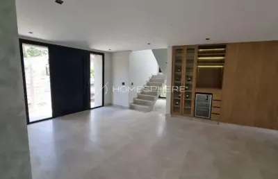 Casa de condomínio com 319 m², 4 quartos sendo 4 suítes à venda no bairro bosque do vianna.