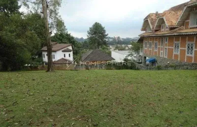 Terreno em condomínio com 360 m²,  à venda em aldeia da serra.