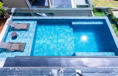 Casa à venda | 1.060 m² construídos | 4 suítes | esquina nobre com 1.269 m² de terreno