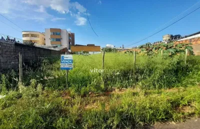 Terreno à venda no Presidente Roosevelt, Uberlândia 