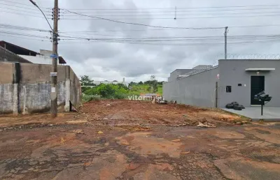 Terreno à venda no Jardim Patrícia, Uberlândia 