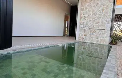 Casa em condomínio fechado com 3 quartos à venda no Jardim Sul, Uberlândia 
