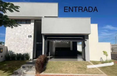 Casa em condomínio fechado com 3 quartos à venda no Grand Ville, Uberlândia 