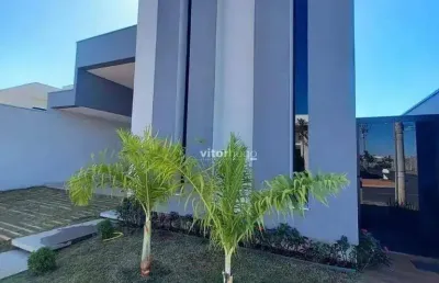 Casa com 3 quartos à venda no Novo Mundo, Uberlândia 