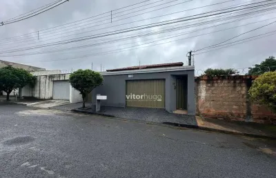 Casa com 3 quartos à venda no Alto Umuarama, Uberlândia 
