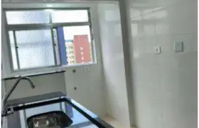 Sala living reformada no centro de são vicente – a 2 quadras da praia!