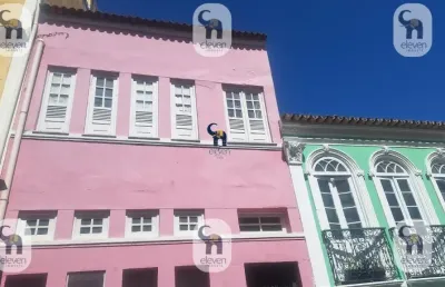 Aproveite essa oportunidade única de adquirir uma casa residencial 3/4  na ladeira do carmo, em salvador, com uma excelente localização, com uma parte comercial frontal,