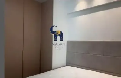 Elegante 1/4, localizado no duetto graça, com 50m2 , nascente total, varanda gourmet, finamente decorado e mobiliado.