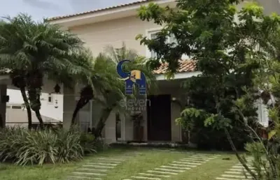 Excelente casa a venda  alphaville 1 6/4 sendo 4 suites, home e cozinha com 2 dependencias e 4 vagas condomínio itaparica.