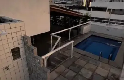 Exclusiva cobertura com energia solar na pituba 4/4 cim uma suite , infra , piscina interna  e três vagas 