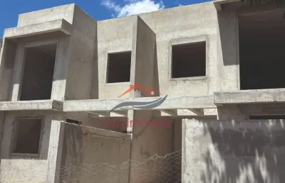 Sobrado com 3 quartos, 75m² e 2 vagas no sítio cercado, curitiba, pr
