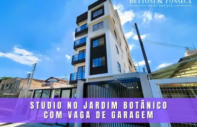 Studio moderno em curitiba: ao lado do jardim botanico