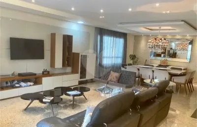 Casa com 5 quartos à venda no Embaré, Santos 
