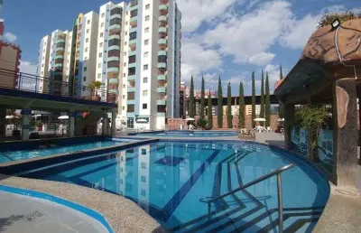 Apartamento com 03 quartos residencial millennium em caldas novas go