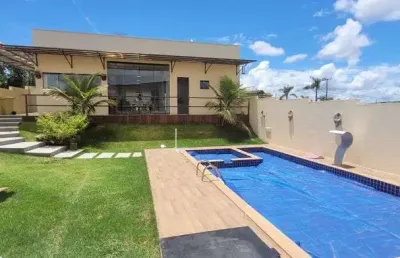 Casa com 4 suítes, náutico privé das caldas em caldas novas go