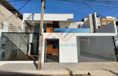 Casa com 3 quartos à venda na Rua Mantena, Tiradentes, Ipatinga