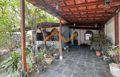 Casa com 4 quartos à venda na Rua Pedras Bonitas, Iguaçu, Ipatinga