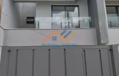 Casa lindíssima de 3 quartos com suíte no bairro ideal