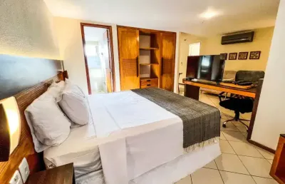 Lindíssimo flat em ponta negra com vista para o mar!