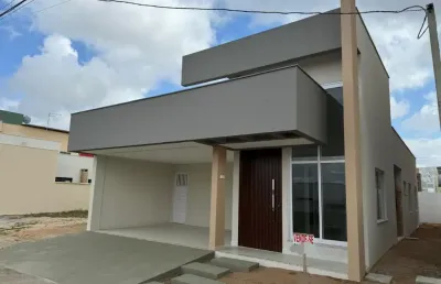 Casa pronta para morar 3 quartos sendo 2 suítes- condomínio ecoville
