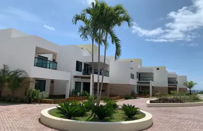 Village  3/4 no empreendimento unique beach house,  mobiliado
