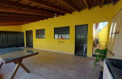 Casa com 3 quartos à venda no Pacaembu, Uberaba 