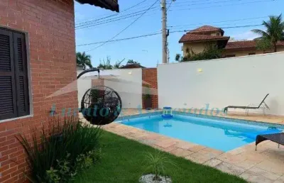 Imóvel de alto padrão: casa com 3 quartos, 1 suíte e 3 vagas em praia grande-sp - balneario florida
