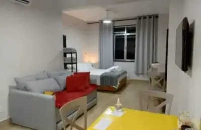 Apartamento todo mobiliado 01 quarto em copacabana posto 6