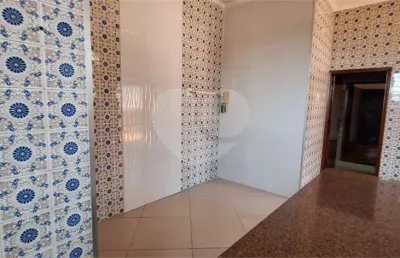 Sobrado com 4 quartos à venda ou para locação em vila ipojuca - sp