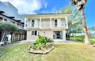 Casa com 3 quartos à venda na rua argentina, 654, zona norte, capão da canoa por r$ 490.000