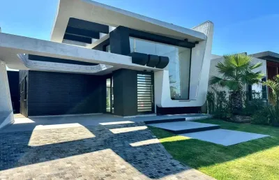 Casa em condomínio fechado com 3 quartos à venda na rua manoel quadros, 4, arroio teixeira, capão da canoa por r$ 1.390.000