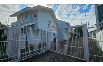 Sobrado em condomínio fechado, 02 dormitórios, 02 banheiros, bairro são josé, sapucaia do sul/rs