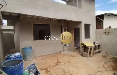 Casa em construção localizada no bairro masterville /sarzedo