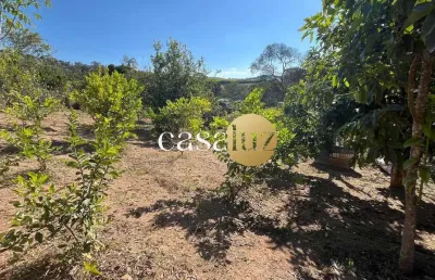 Chácara localizada em ponte das almorreimas /brumadinho