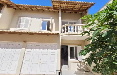 Duplex/geminado 03 dormitórios à venda no bairro centro