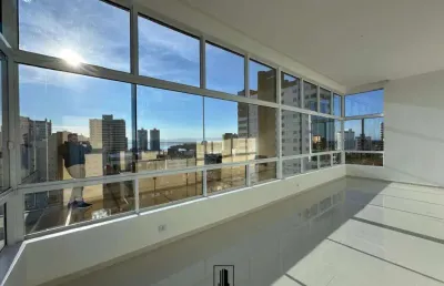 Cobertura 04 suítes + lavabo à venda no bairro centro com 157 m² de área privativa - 3 vagas de garagem