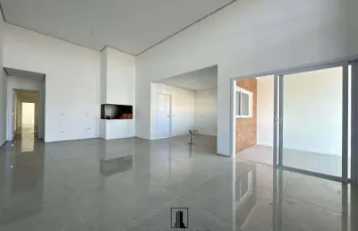 Casa/sobrado 03 dormitórios à venda no bairro centro com 140 m² de área privativa