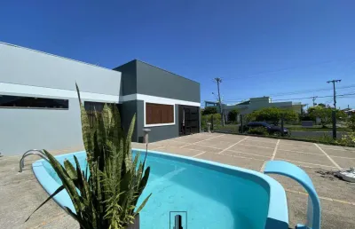 Casa 03 dormitórios com piscina à venda no bairro centro com 184 m² de área privativa