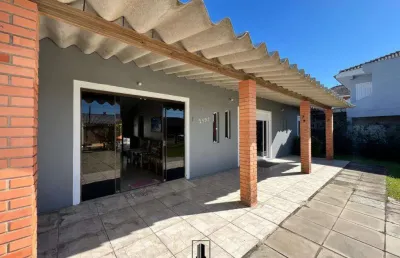 Casa 03 dormitórios à venda no bairro centro com 140 m² de área privativa