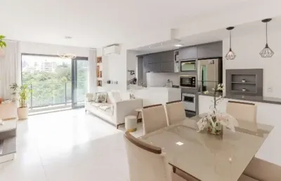 Apartamento com 3 quartos para alugar na avenida senador tarso dutra, 431, petrópolis, porto alegre, 99 m2 por r$ 8.500