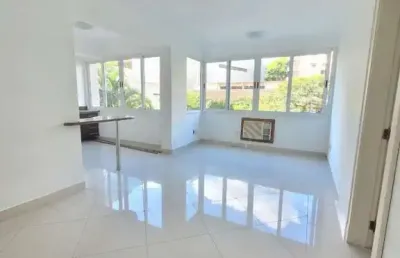 Apartamento com 2 quartos para alugar na rua pedro ivo, 1065, mont serrat, porto alegre, 75 m2 por r$ 4.000