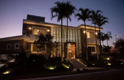 Casa com 4 quartos para alugar na rua dos robaletes, 494, jurerê, florianópolis, 612 m2 por r$ 45.000