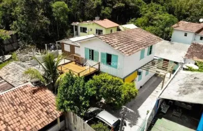 Casa com 6 quartos para alugar na rua vereador osni ortiga, 58, lagoa da conceição, florianópolis, 242 m2 por r$ 7.500