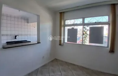 Apartamento com 2 quartos para alugar na avenida marinheiro max schramm, 2428, jardim atlântico, florianópolis, 43 m2 por r$ 1.700