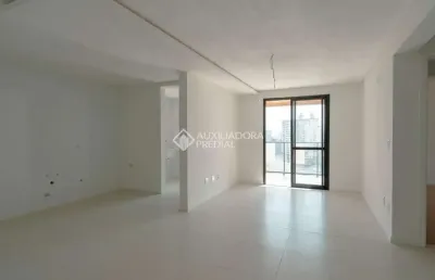 Apartamento com 2 quartos para alugar na rua xangrilá, 808, barreiros, são josé, 86 m2 por r$ 3.200