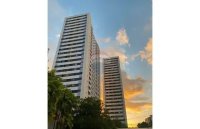 Viva o sonho à beira-mar: apartamento com vista espetacular em piedade!