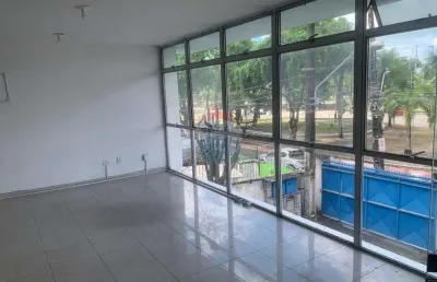 Casa comercial na avenida governador agamenon magalhães, recife