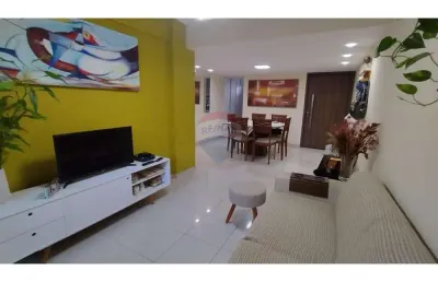 Apartamento com 02 quartos, 01 suíte e dependência completa, 90,25m² na torre